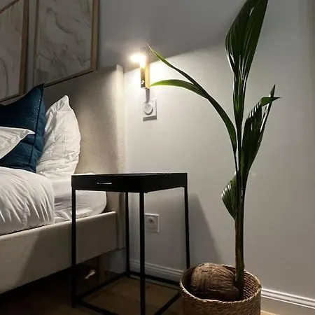 Canne Or Chalet Bommes